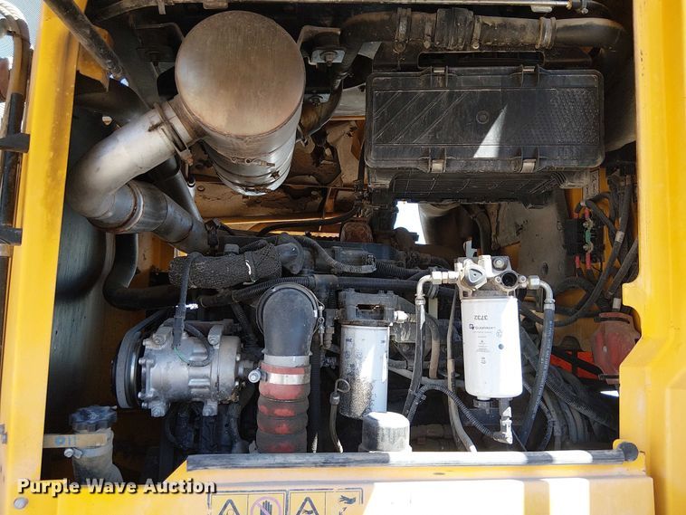 image for item EE5299 JCB 437 HT wheel loader