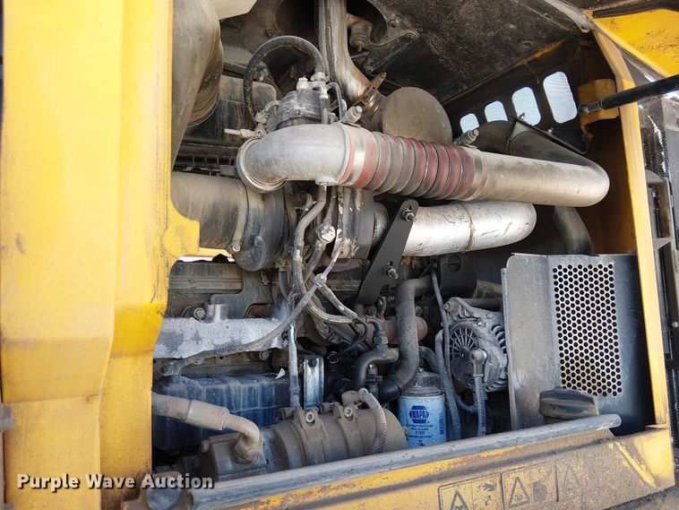 image for item EE5299 JCB 437 HT wheel loader