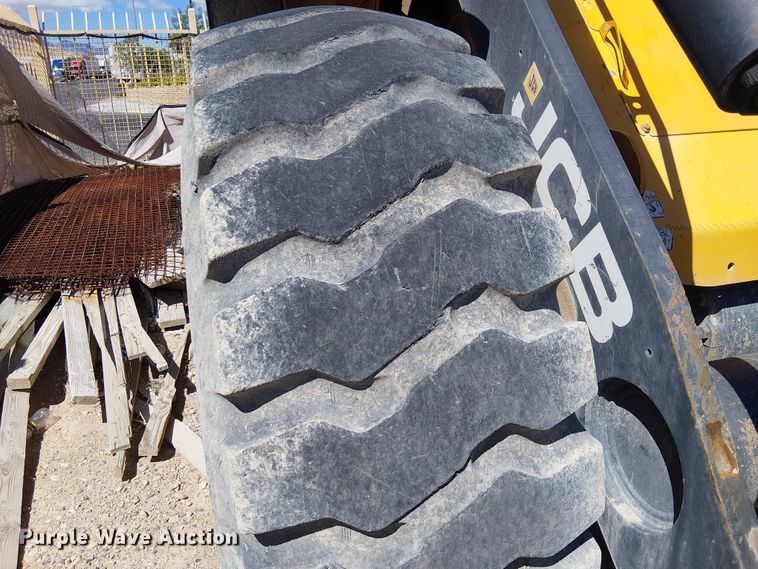 image for item EE5299 JCB 437 HT wheel loader