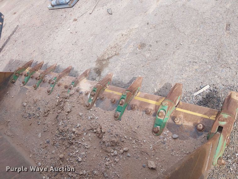 image for item EE5300 Case 821 wheel loader bucket