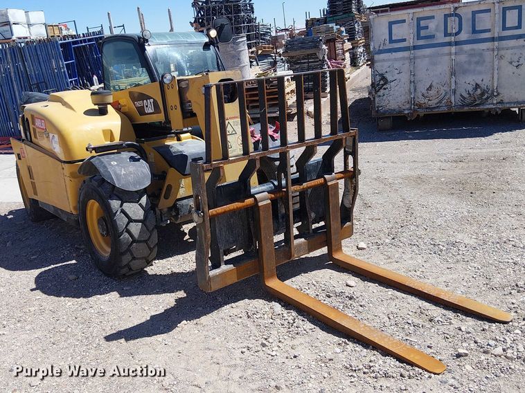 image for item EE5301 2013 Caterpillar TH255 telehandler