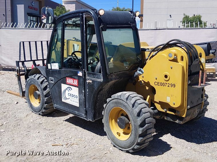 image for item EE5301 2013 Caterpillar TH255 telehandler