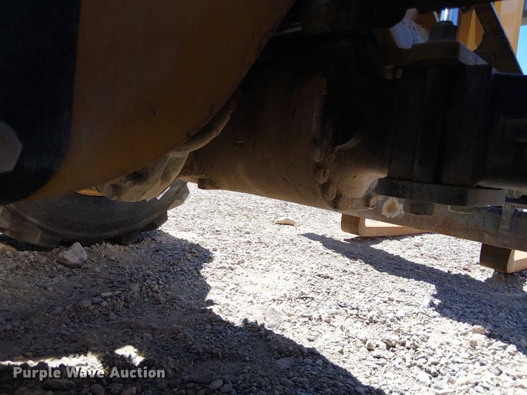 image for item EE5301 2013 Caterpillar TH255 telehandler