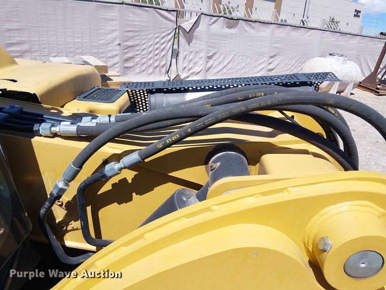 image for item EE5301 2013 Caterpillar TH255 telehandler