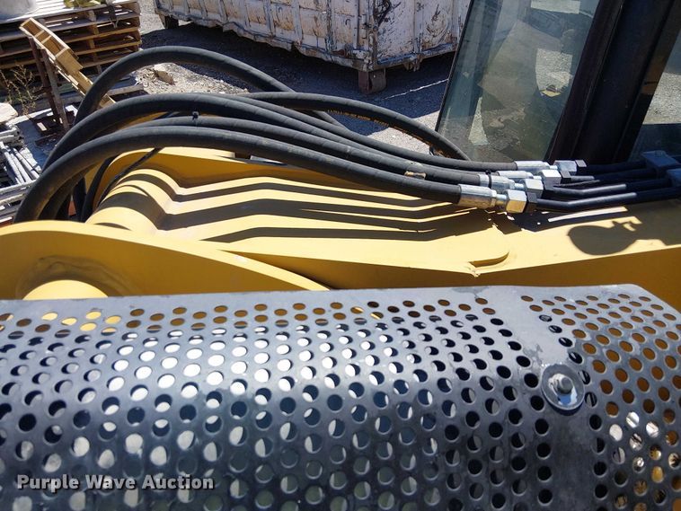 image for item EE5301 2013 Caterpillar TH255 telehandler