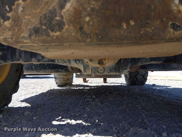 image for item EE5301 2013 Caterpillar TH255 telehandler