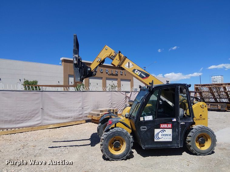 image for item EE5301 2013 Caterpillar TH255 telehandler