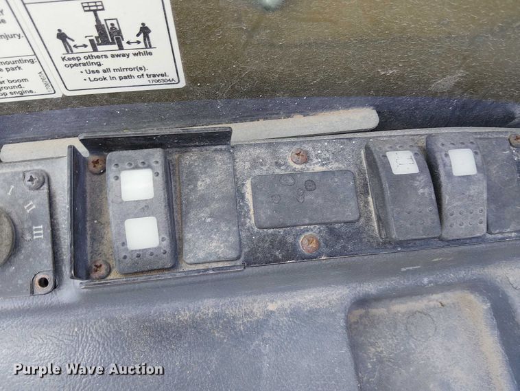 image for item EE5301 2013 Caterpillar TH255 telehandler