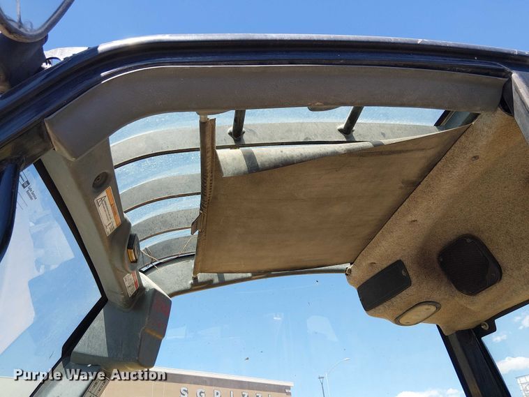 image for item EE5301 2013 Caterpillar TH255 telehandler