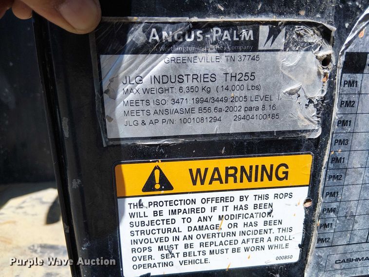 image for item EE5301 2013 Caterpillar TH255 telehandler