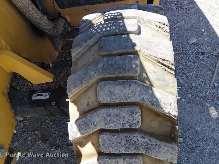 image for item EE5301 2013 Caterpillar TH255 telehandler