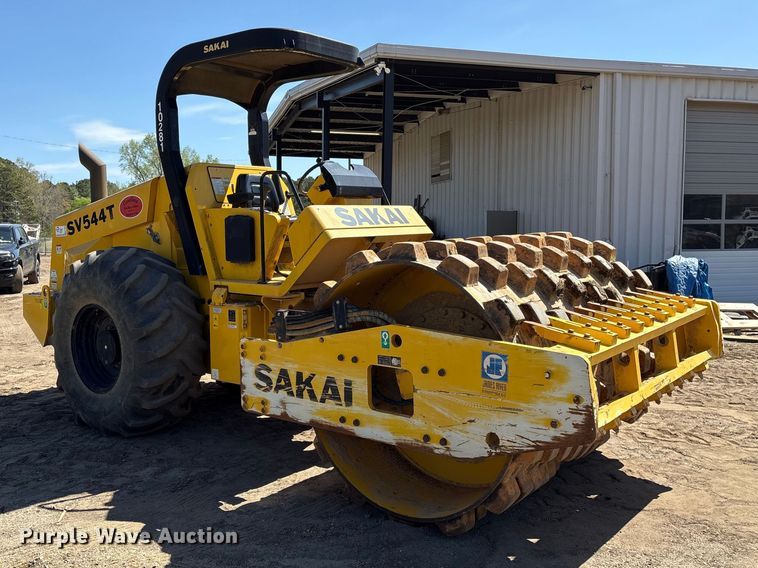 image for item EF1038 2019 Sakai SV544T single drum vibratory roller