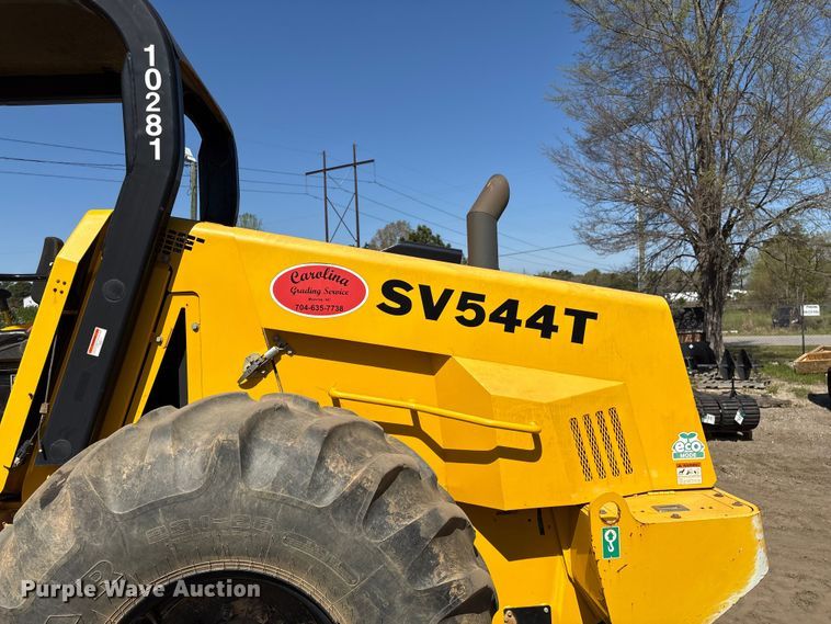 image for item EF1038 2019 Sakai SV544T single drum vibratory roller