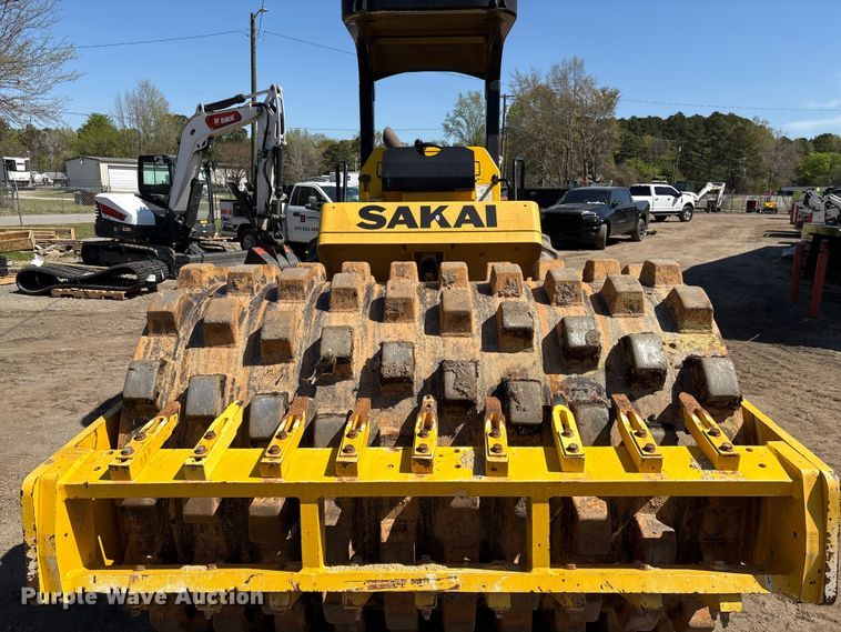 image for item EF1038 2019 Sakai SV544T single drum vibratory roller