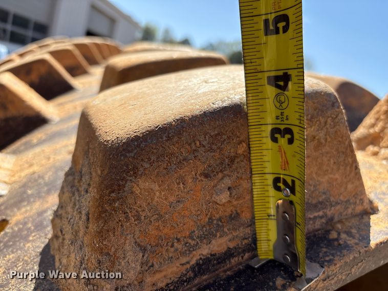 image for item EF1038 2019 Sakai SV544T single drum vibratory roller