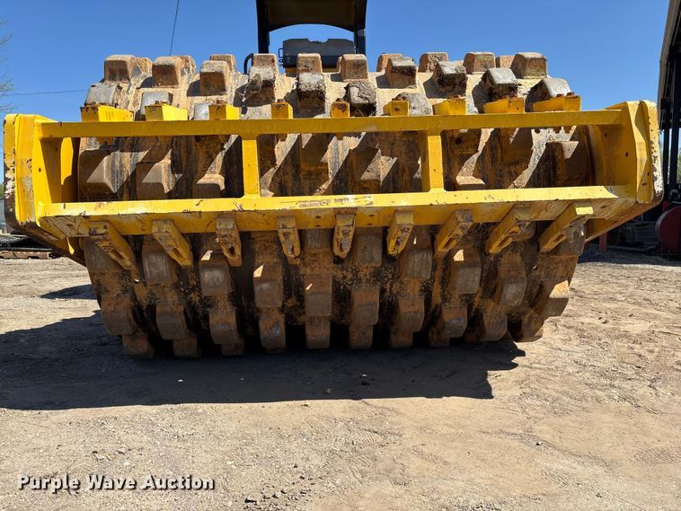 image for item EF1038 2019 Sakai SV544T single drum vibratory roller