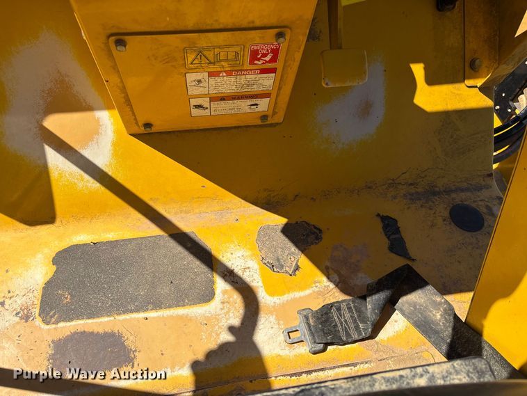 image for item EF1038 2019 Sakai SV544T single drum vibratory roller