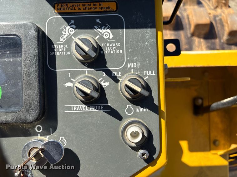 image for item EF1038 2019 Sakai SV544T single drum vibratory roller