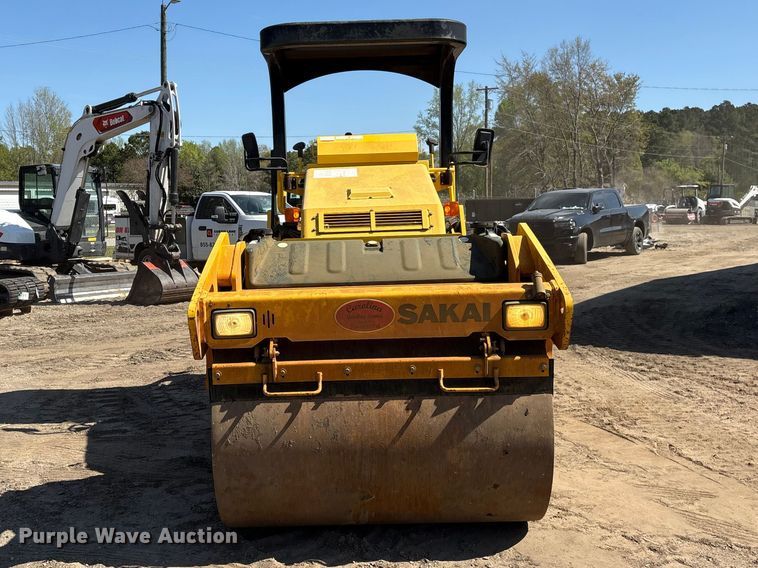 image for item EF1039 2019 Sakai SW654 double drum vibratory roller