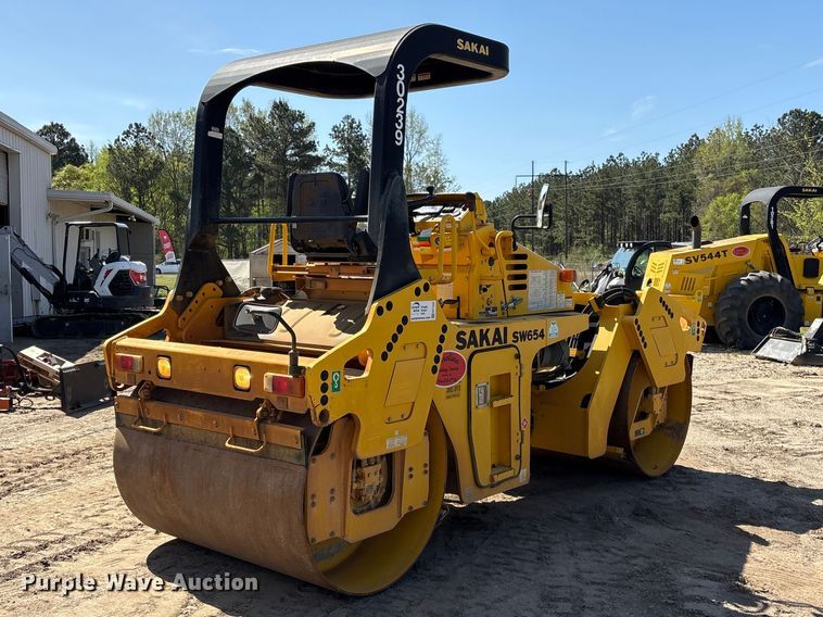 image for item EF1039 2019 Sakai SW654 double drum vibratory roller
