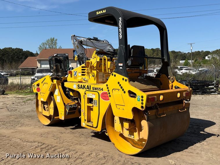 image for item EF1039 2019 Sakai SW654 double drum vibratory roller