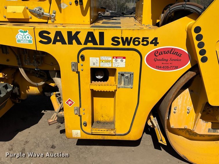 image for item EF1039 2019 Sakai SW654 double drum vibratory roller