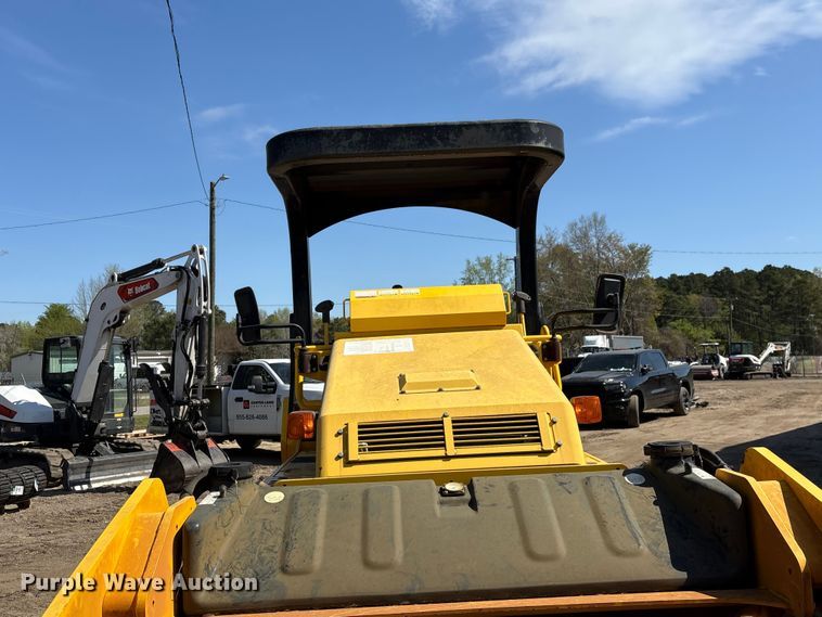 image for item EF1039 2019 Sakai SW654 double drum vibratory roller