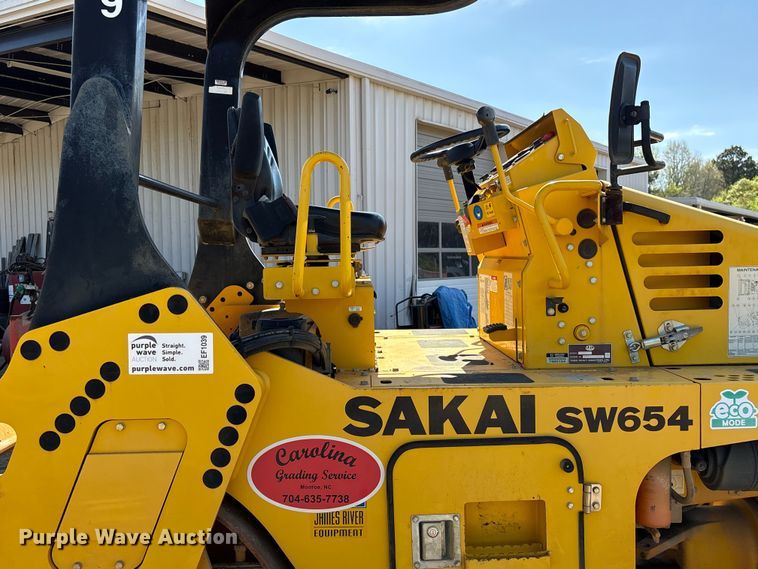 image for item EF1039 2019 Sakai SW654 double drum vibratory roller