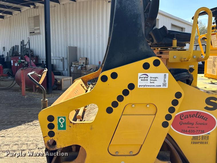 image for item EF1039 2019 Sakai SW654 double drum vibratory roller