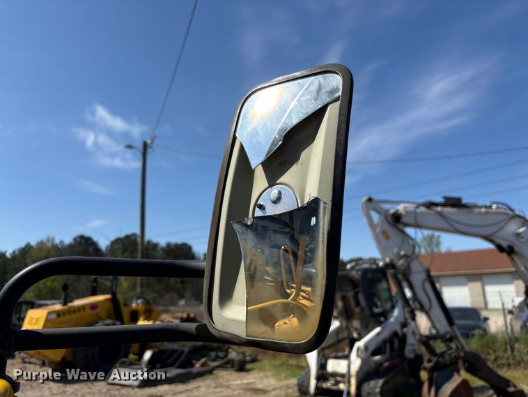 image for item EF1039 2019 Sakai SW654 double drum vibratory roller