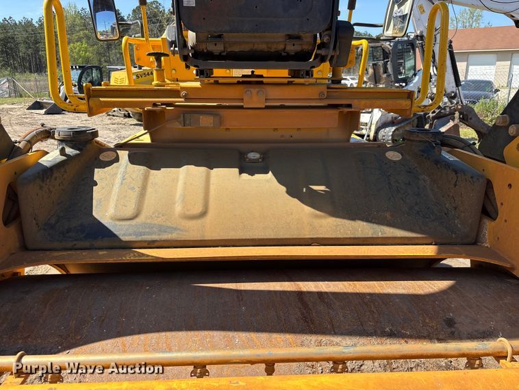 image for item EF1039 2019 Sakai SW654 double drum vibratory roller