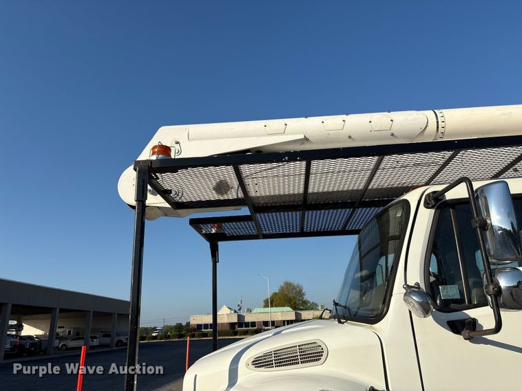 image for item EF1048 2015 Freightliner Business Class M2 bucket truck