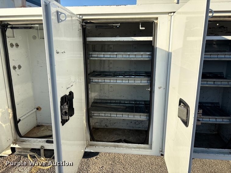 image for item EF1048 2015 Freightliner Business Class M2 bucket truck