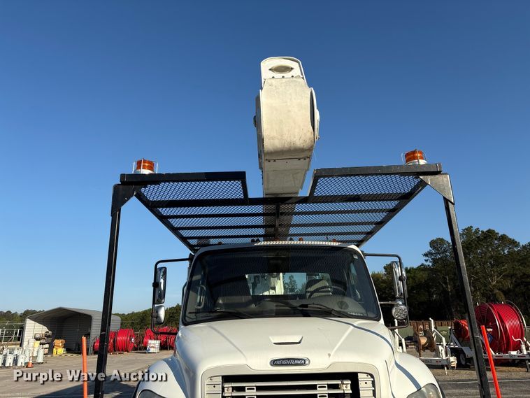 image for item EF1048 2015 Freightliner Business Class M2 bucket truck