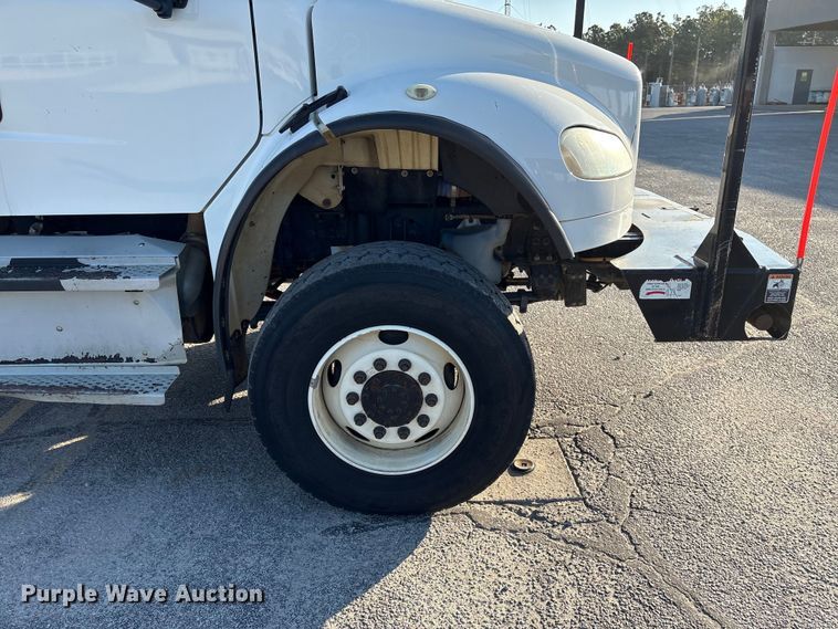 image for item EF1048 2015 Freightliner Business Class M2 bucket truck