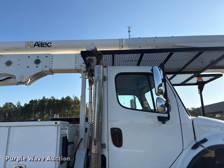 image for item EF1048 2015 Freightliner Business Class M2 bucket truck