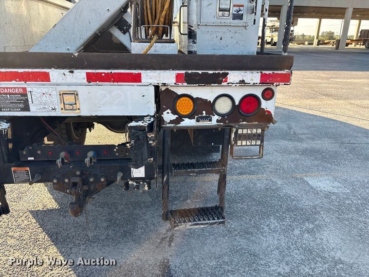 image for item EF1048 2015 Freightliner Business Class M2 bucket truck