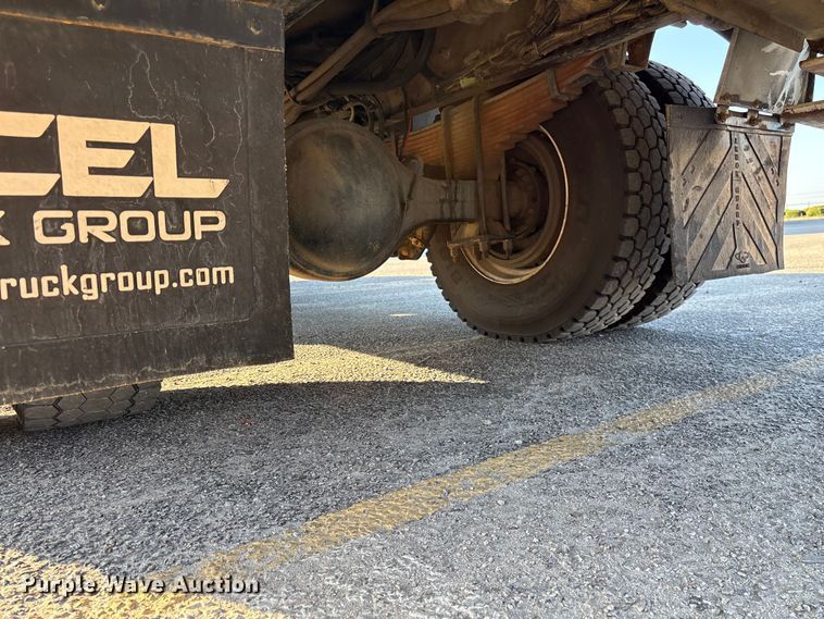 image for item EF1048 2015 Freightliner Business Class M2 bucket truck