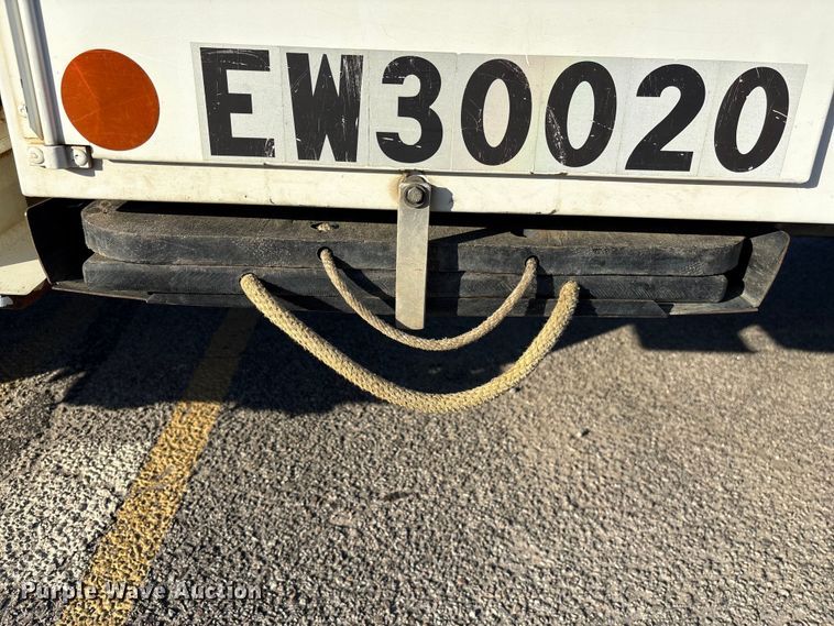 image for item EF1048 2015 Freightliner Business Class M2 bucket truck