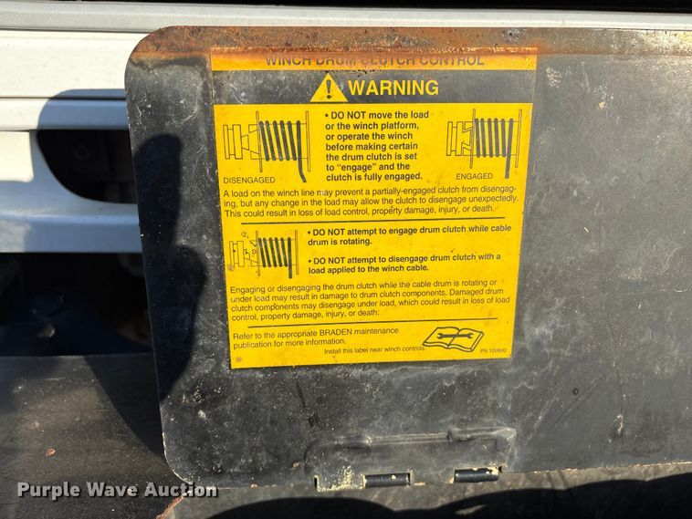 image for item EF1048 2015 Freightliner Business Class M2 bucket truck