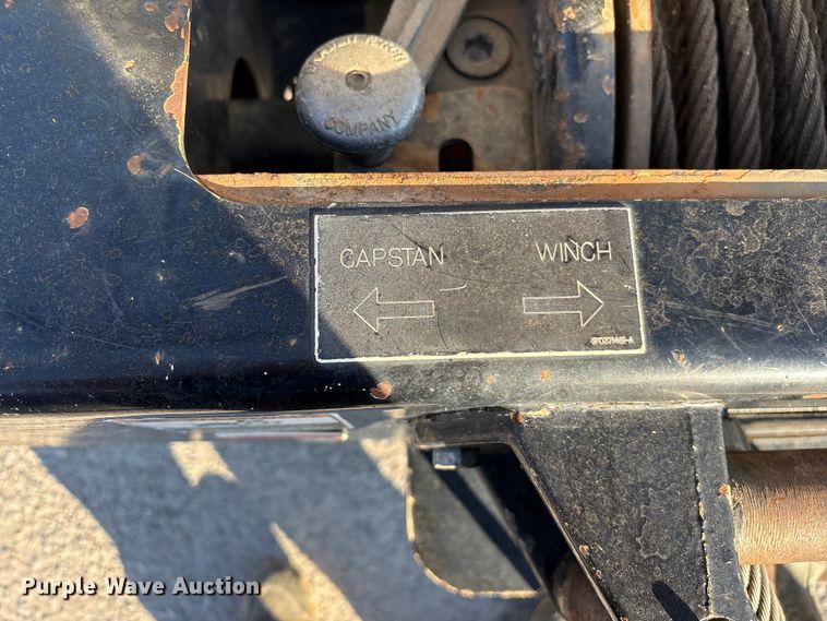 image for item EF1048 2015 Freightliner Business Class M2 bucket truck