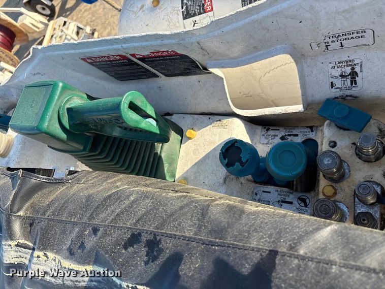 image for item EF1048 2015 Freightliner Business Class M2 bucket truck