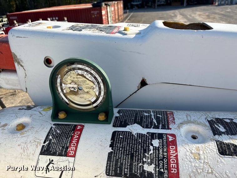 image for item EF1048 2015 Freightliner Business Class M2 bucket truck