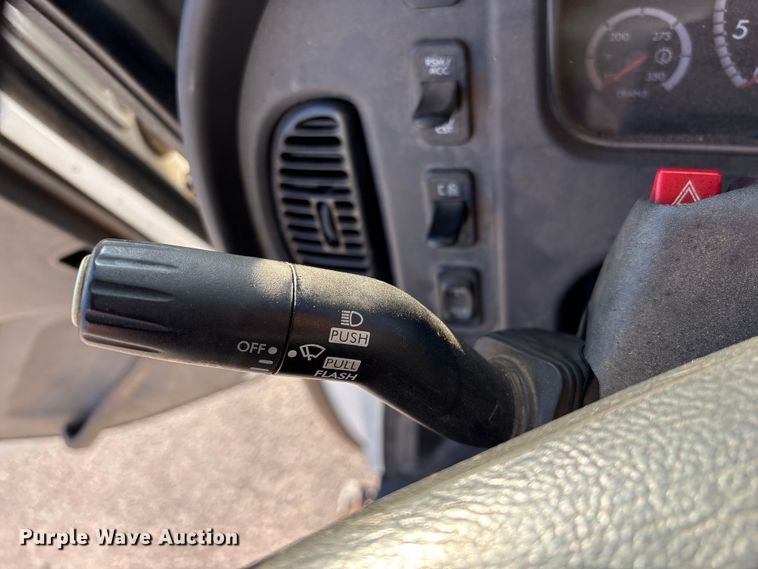 image for item EF1048 2015 Freightliner Business Class M2 bucket truck