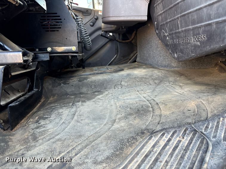 image for item EF1048 2015 Freightliner Business Class M2 bucket truck