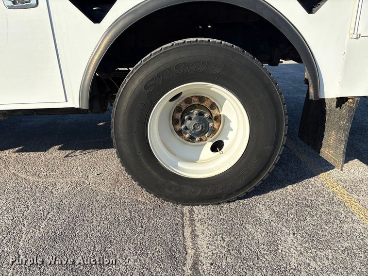 image for item EF1048 2015 Freightliner Business Class M2 bucket truck