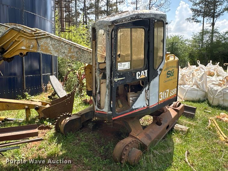 image for item EF1052 Caterpillar 307 SSR mini excavator