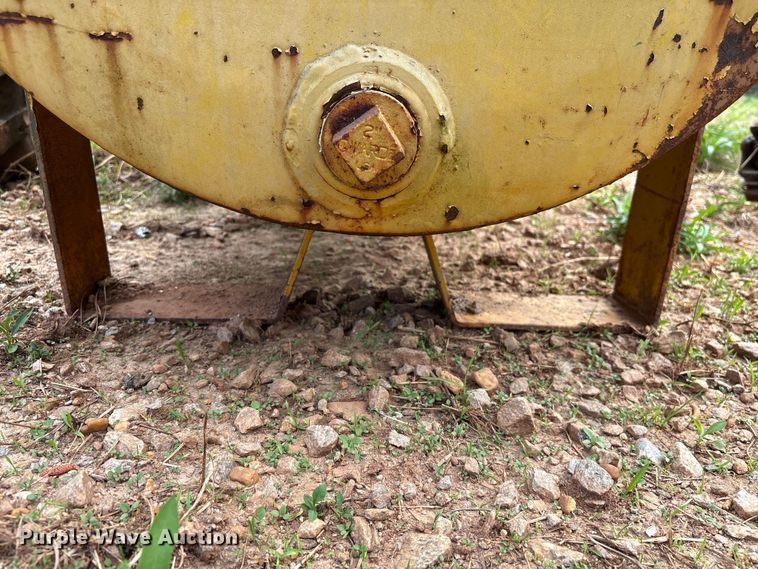 image for item EF1055 Under Writers oil tank