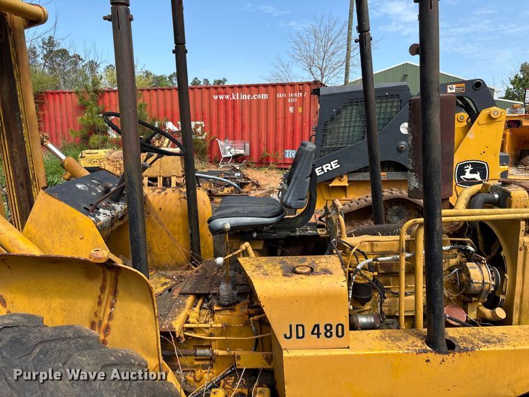 image for item EF1056 John Deere JD480 forklift