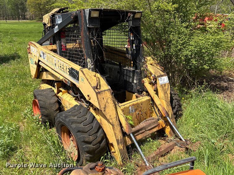 image for item EF1059 1997 John Deere 8875 skid steer loader